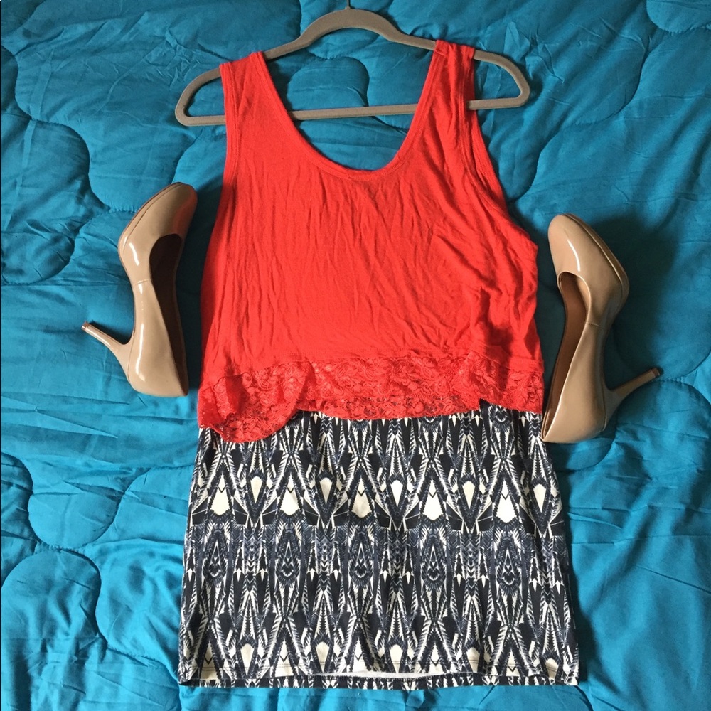 3/$15 [H&M] EUC Tribal Print Skirt Size M